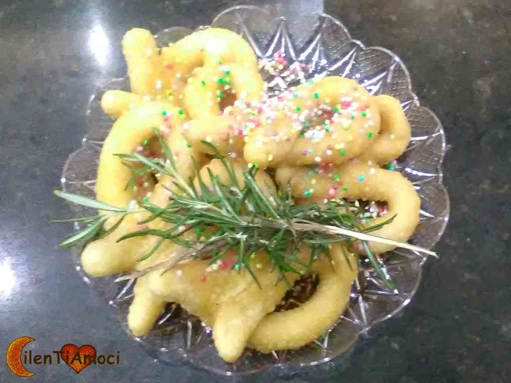 Dolci Cilentani Natalizi.Ricetta Scauratielli Cilentani