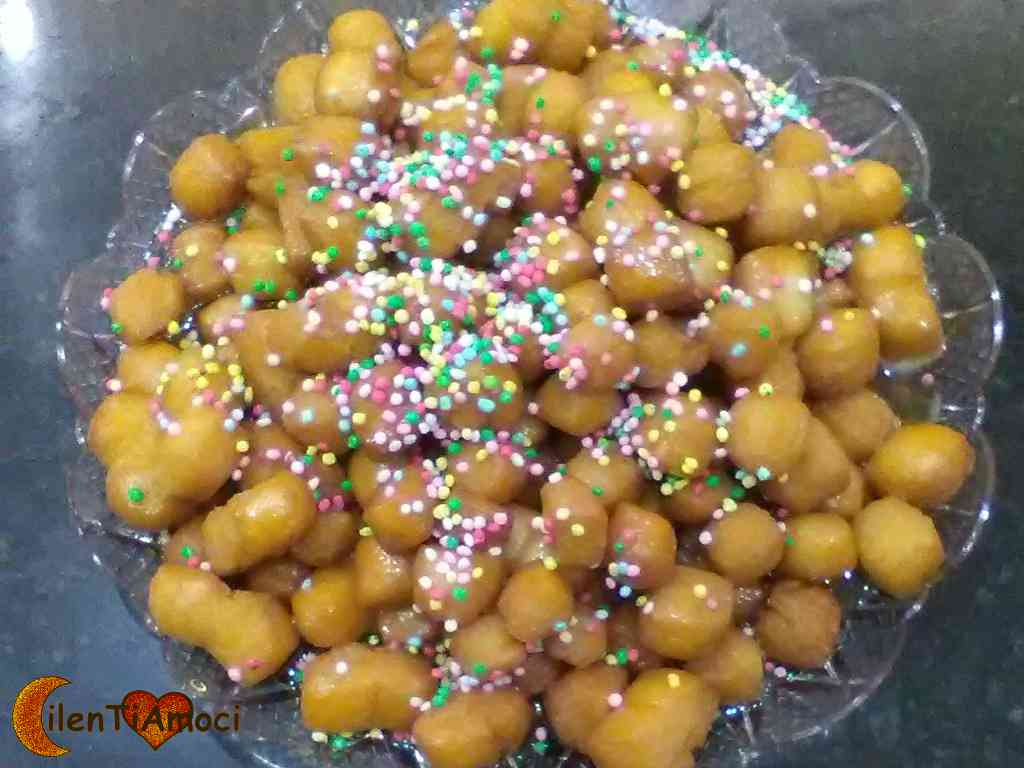 Dolci Cilentani Natalizi.Ricetta Struffoli Cilentani